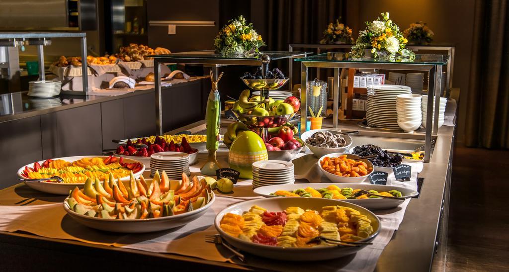Small Luxury Hotel Wellnesshotel Golfpanorama ลิปเปอร์สวิล ภายนอก รูปภาพ