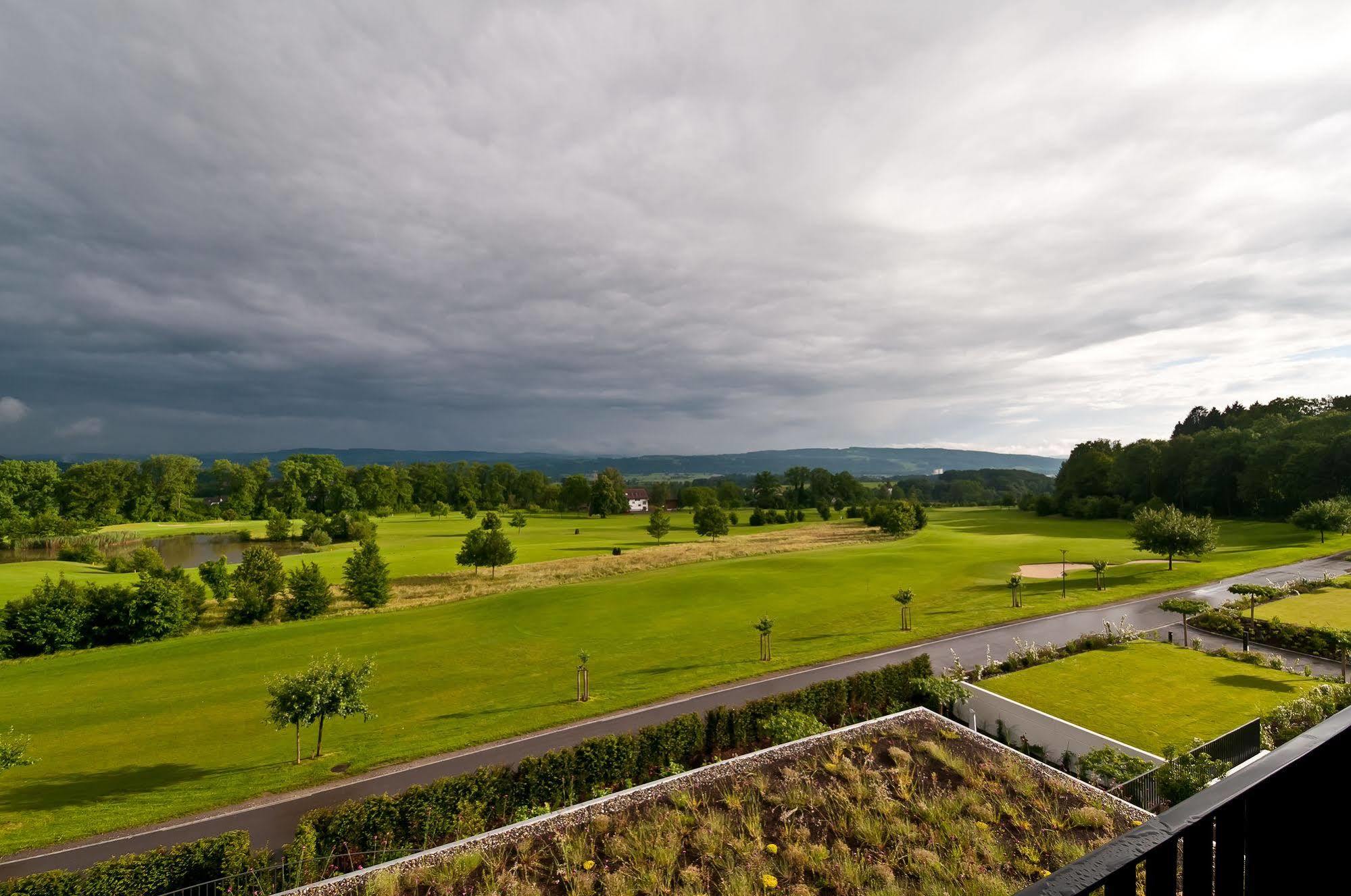 Small Luxury Hotel Wellnesshotel Golfpanorama ลิปเปอร์สวิล ภายนอก รูปภาพ